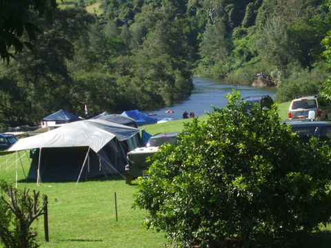 Cundle Flat Farm - Sydney 4u 1