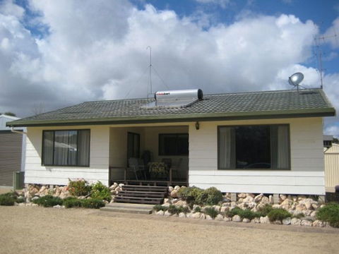 Easto's - Accommodation Sydney 0