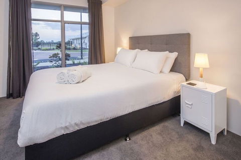 Fairway Lakeside - Accommodation Sydney 2