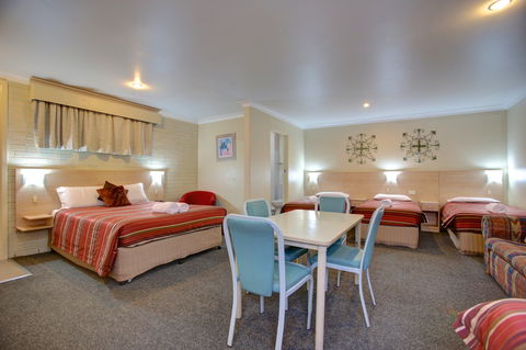 Fitzroy Motor Inn - Sydney 4u 1