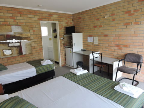 Hotel Motel 5 - Accommodation Sydney 2