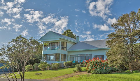 King Of North Bay - Sydney 4u 0