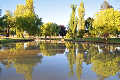Lockhart Caravan Park - Sydney 4u 0