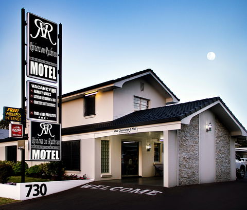 Riviera On Ruthven Motel - Accommodation Sydney 0