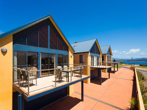 Snug Cove Villas - Sydney 4u 2