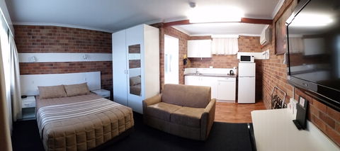Tally Ho Motor Inn - Sydney 4u 0
