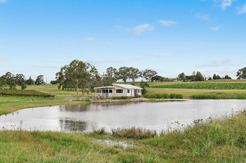 The Lake House - Sydney 4u 1