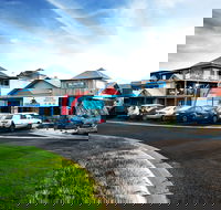 The Island Accommodation - Phillip Island YHA - Sydney 4u