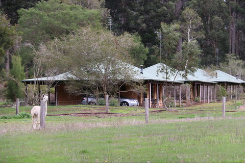 Treenbrook Cottages - Sydney 4u 0