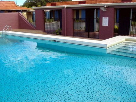 Dongara Hotel Motel - Sydney 4u 4