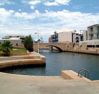 Crest Del Mar Apartments - Sydney 4u