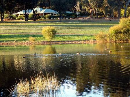 Lakeview Lodge - Sydney 4u 2