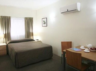 Club Motel - Accommodation Sydney 5