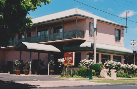New England Motor Inn - Sydney 4u 2