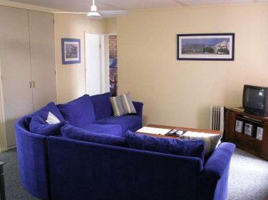 Westwood Motor Inn - Accommodation Sydney 0