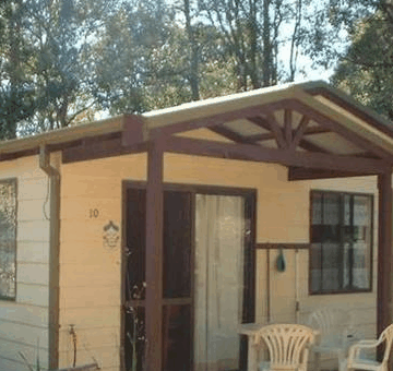 Gum Grove Chalets - Sydney 4u