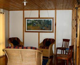 A Sunshine Farmstay - Sydney 4u 1
