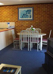 Almare Tourist Motel - Accommodation Sydney 3