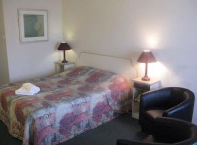 Clyde River Motor Inn - Accommodation Sydney 2