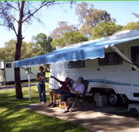 Bega Caravan Park - Sydney 4u