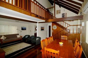 Bonny Hills Beach House - Sydney 4u 5