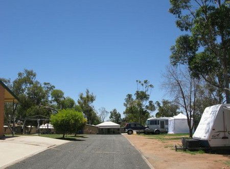 Lake View Broken Hill Caravan Park - Sydney 4u 5