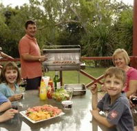 Discovery Holiday Parks - Lake Kununurra - Sydney 4u