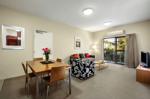 Quest Gladstone - Sydney 4u 1