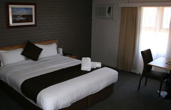 Best Western Hospitality Inn Carnarvon - Sydney 4u 6