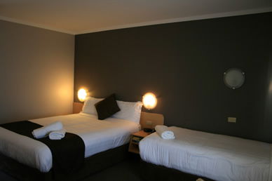 Best Western Hospitality Inn Carnarvon - Sydney 4u 8