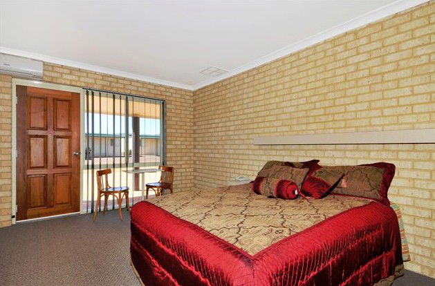 Wagerup WA Sydney 4u