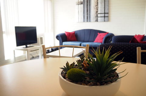 Budget Apartments Como South Perth - Sydney 4u 7
