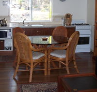 Jarrah Glen Cabins - Sydney 4u