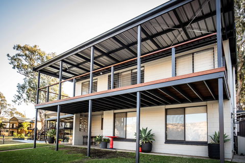 58 Pelican Point Via Morgan - Sydney 4u 1