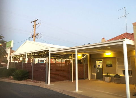 Court Street Motel - Sydney 4u 2