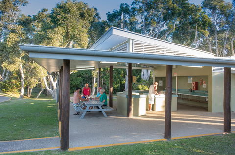 Dicky Beach Family Holiday Park - Accommodation Sydney 0