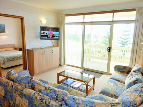 Dolphins 9 - Accommodation Sydney 2