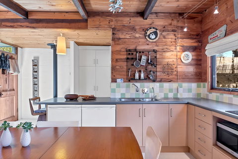 Holiday Retreat At 5 Sturt - Accommodation Sydney 1