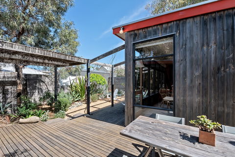 Holiday Retreat At 5 Sturt - Accommodation Sydney 2