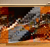 Hutton Vale Farm - Sydney 4u