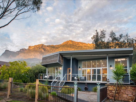 Icon Central Halls Gap - Sydney 4u 0