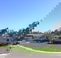 Lilydale Pine Hill Caravan Park - Accommodation Sydney