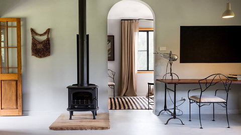 Nulla Nulla Blacksmiths Farm - Accommodation Sydney 0