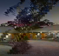 Riverbush Cottages - Sydney 4u