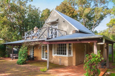 Sea Breeze - Accommodation Sydney 0