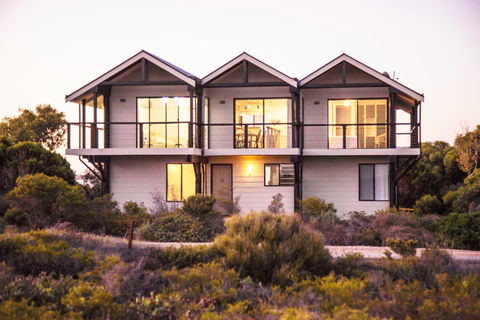The Lookout - Accommodation Sydney 0