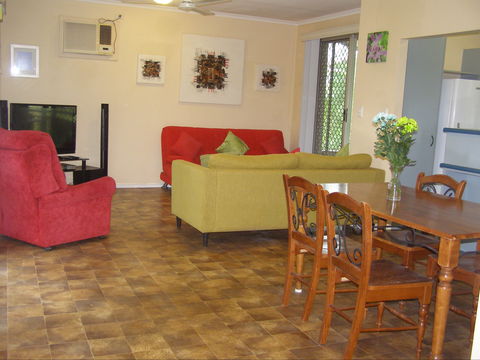 Wagait Beach Holiday Houses - Sydney 4u 2
