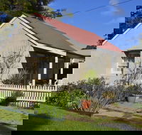 Almond Tree Cottage - Sydney 4u
