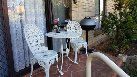 Avariella - Sydney 4u 1