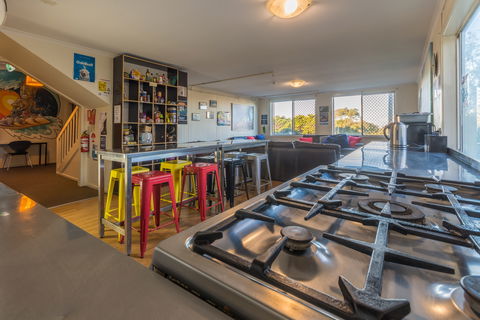 Bells Beach Backpackers - Accommodation Sydney 1